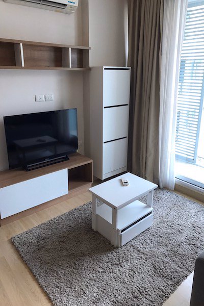 ให้เช่าด่วน-คอนโด-เอ็มเมอรัล-เรสซิเดนท์-รัชดา-ใกล้-mrt-ห้วยขวาง-ห้วยสวย-พร้อมอยู่-for-rent