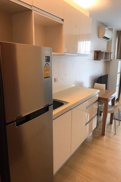 ให้เช่าด่วน-คอนโด-เอ็มเมอรัล-เรสซิเดนท์-รัชดา-ใกล้-mrt-ห้วยขวาง-ห้วยสวย-พร้อมอยู่-for-rent