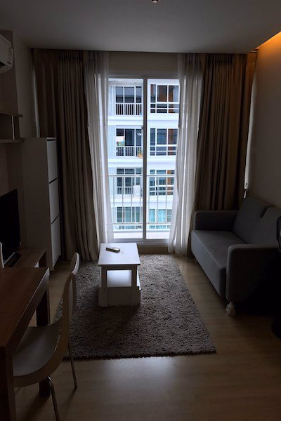 ให้เช่าด่วน-คอนโด-เอ็มเมอรัล-เรสซิเดนท์-รัชดา-ใกล้-mrt-ห้วยขวาง-ห้วยสวย-พร้อมอยู่-for-rent