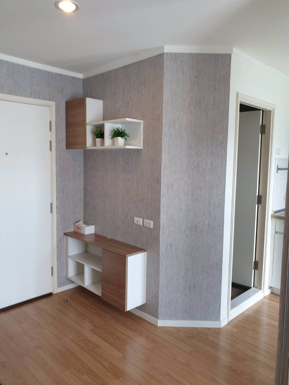 ขายด่วน-ห้องสวยพร้อมอยู่-คอนโดลุมพินีเมกะซิตี้บางนา-ตึก-cชั้น-29-ขนาด-26-ตรม-ห้องใหม่มาก-วิวสวยพร้