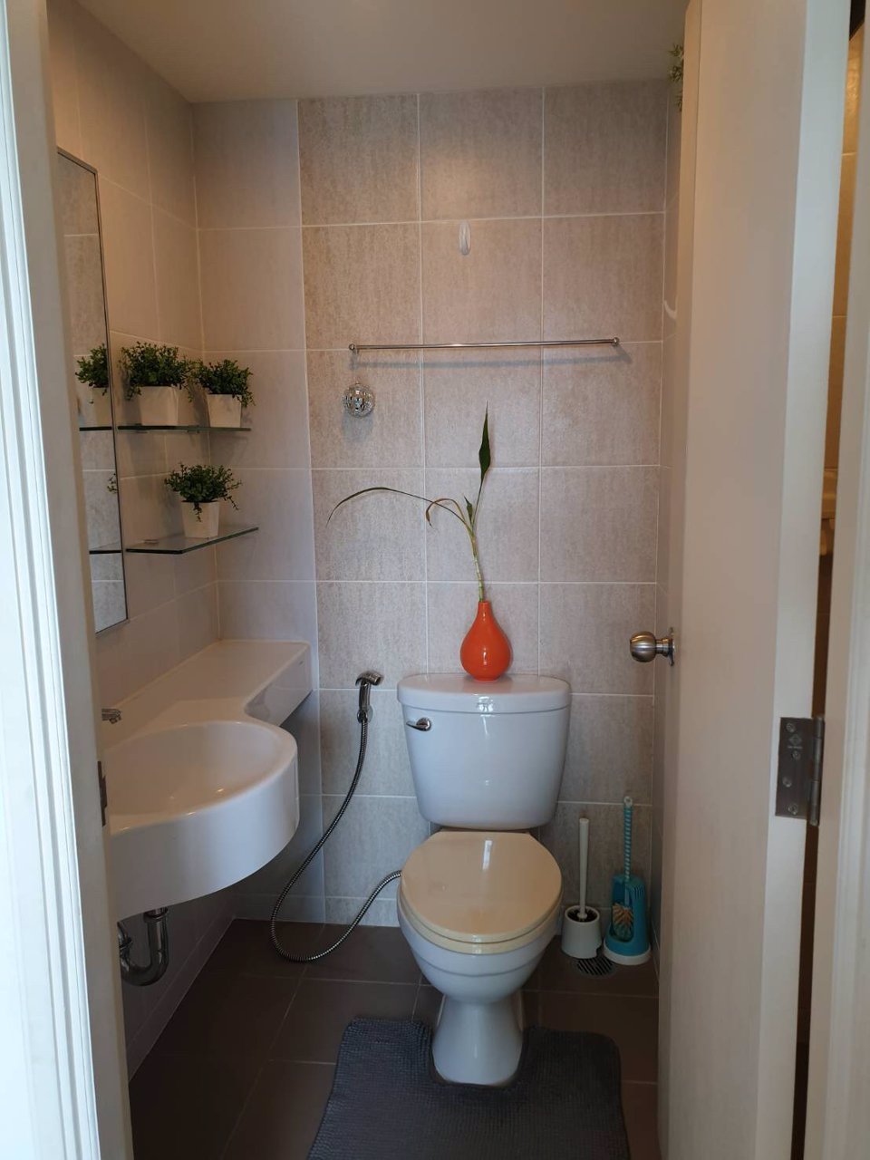 ขายด่วน-ห้องสวยพร้อมอยู่-คอนโดลุมพินีเมกะซิตี้บางนา-ตึก-cชั้น-29-ขนาด-26-ตรม-ห้องใหม่มาก-วิวสวยพร้