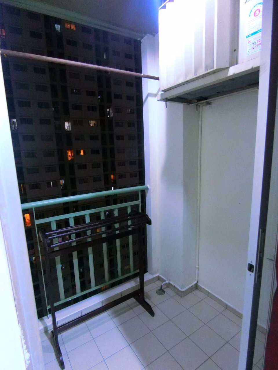 ขายด่วน-ห้องสวย-คอนโด-lpn-รามอินทรา-กม-8-ขนาด-25-ตรม-ชั้น12-a-อาคาร-c-ห้องรีโนเวท-และทำพื้นใหม่-เ