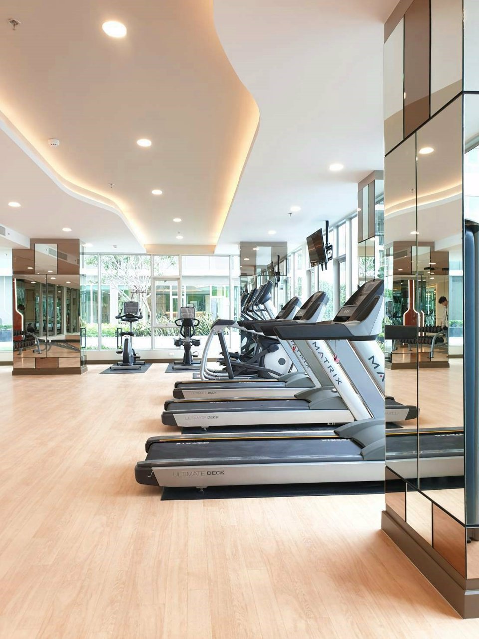 ให้เช่า-ถูกมากมาย-คอนโด-ศุภาลัย-เวอรันดา-พระราม-9-ชั้นสูง-วิวสระ