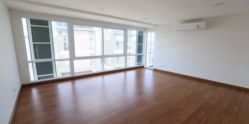 ขายทาวน์โฮม-ใหม่แกะกล่อง-space-ลาดพร้าว-80-เหม่งจ๋าย