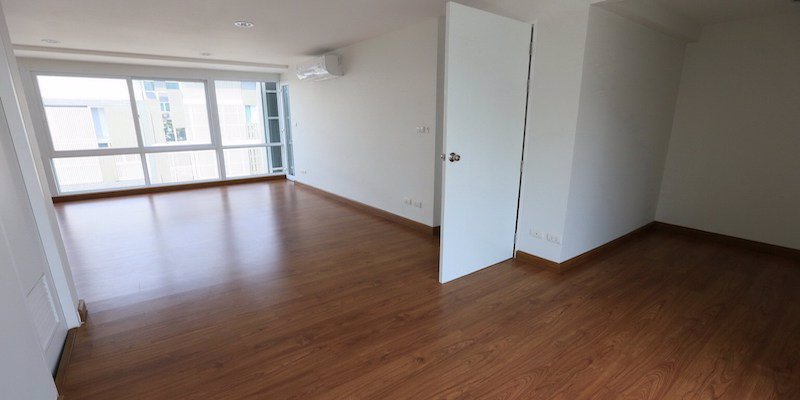 ขายทาวน์โฮม-ใหม่แกะกล่อง-space-ลาดพร้าว-80-เหม่งจ๋าย