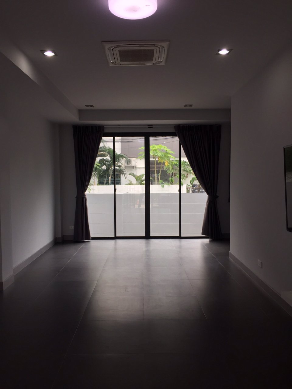 ให้เช่า-ทาวน์โฮม-4-ชั้น-โครงการ-โมทาวน์-บริโอ้-แจ้งวัฒนะ-ประชาชื่น-คลองประปา-motown-brio-chaeng-watt