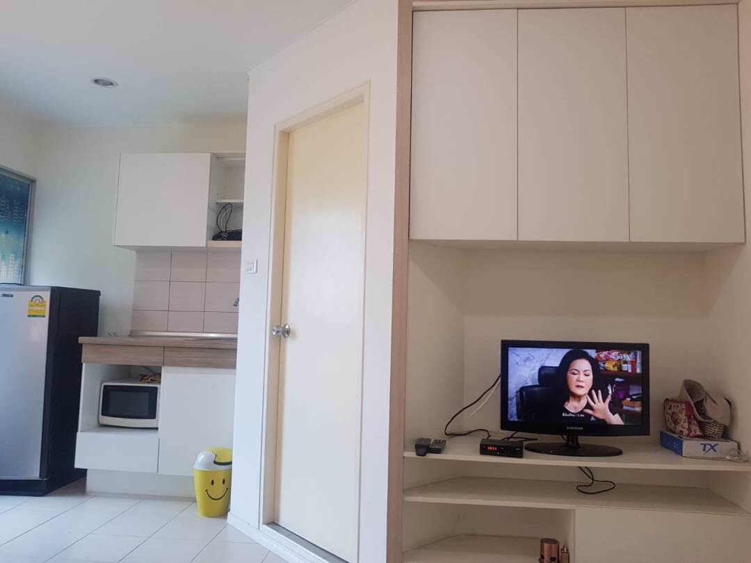 ขายด่วนราคาโดน-ลุมพินีคอนโดทาวน์นวมินทร์รามอินทรา-ห้องบิ้วอินอย่างดี-เฟอร์-เครื่องใช้ไฟฟ้าครบ