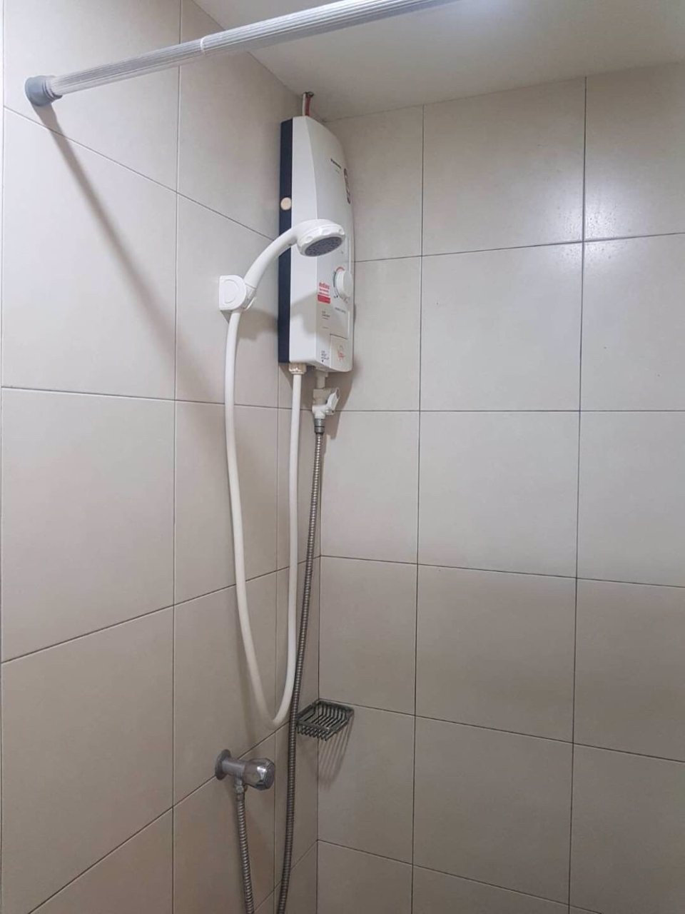 ขายด่วนราคาโดน-ลุมพินีคอนโดทาวน์นวมินทร์รามอินทรา-ห้องบิ้วอินอย่างดี-เฟอร์-เครื่องใช้ไฟฟ้าครบ