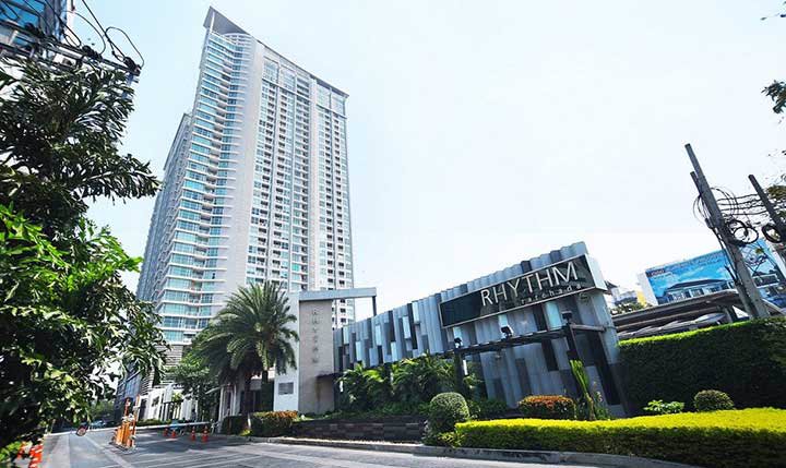 ให้เช่าคอนโด-rhythm-ratchada-ห้อง-336-ชั้น-32-ตึก-a-วิวสวย-ฝั่งสวน-สระว่ายน้ำ-และวิวเมือง-ทิศตะวันออ