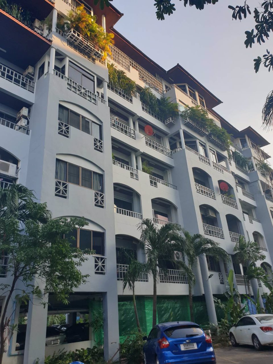 ขายคอนโดห้องใหญ่-ขนาด-7091ตรม-ศรีวราการ์เด้นท์คอนโด-ตึก4