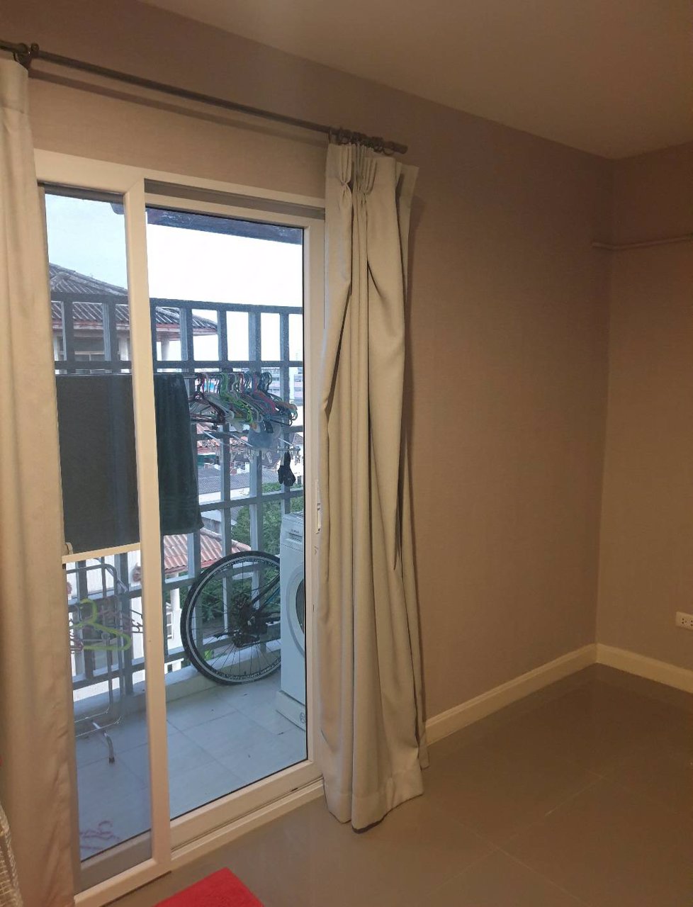 ขายคอนโดห้องใหญ่-ขนาด-7091ตรม-ศรีวราการ์เด้นท์คอนโด-ตึก4