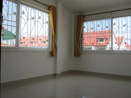 ให้เช่า-ทาวน์เฮ้าส์-หมู่บ้านเด่นชัย-ซอยมังกร-หลังมุม-พร้อมเข้าอยู่