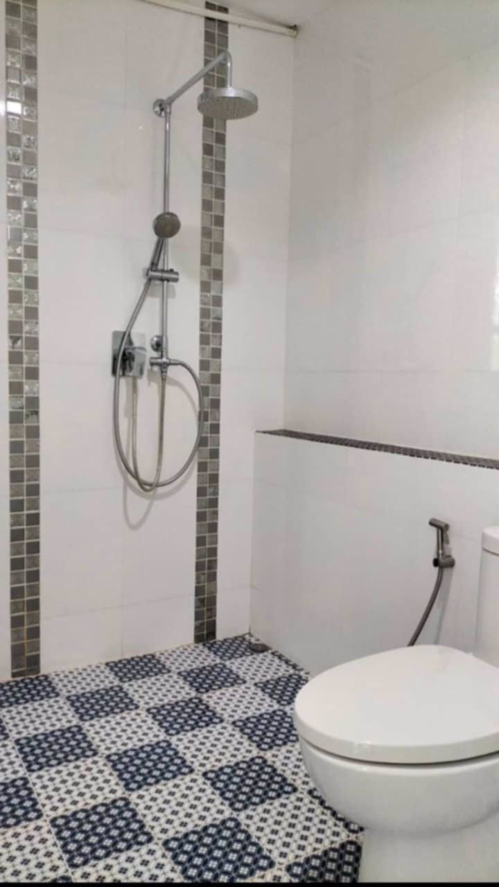 ให้เช่าบ้านเดี่ยวพร้อมเฟอร์นิเจอร์บรรยากาศร่มรื่นมีความเป็นส่วนตัว