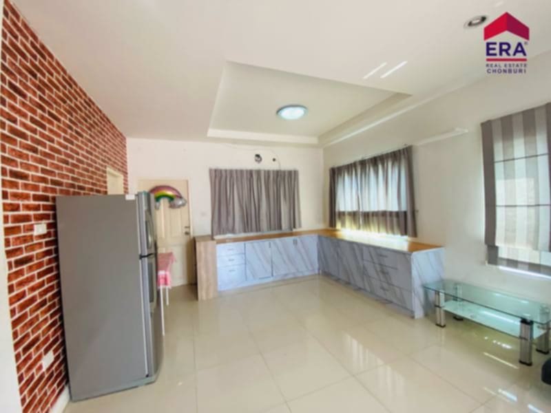 ขายทาวน์เฮ้าส์เดียว2ชั้นหมู่บ้านฟ้าบุรินทร์อัลลายน์บ่อวิน