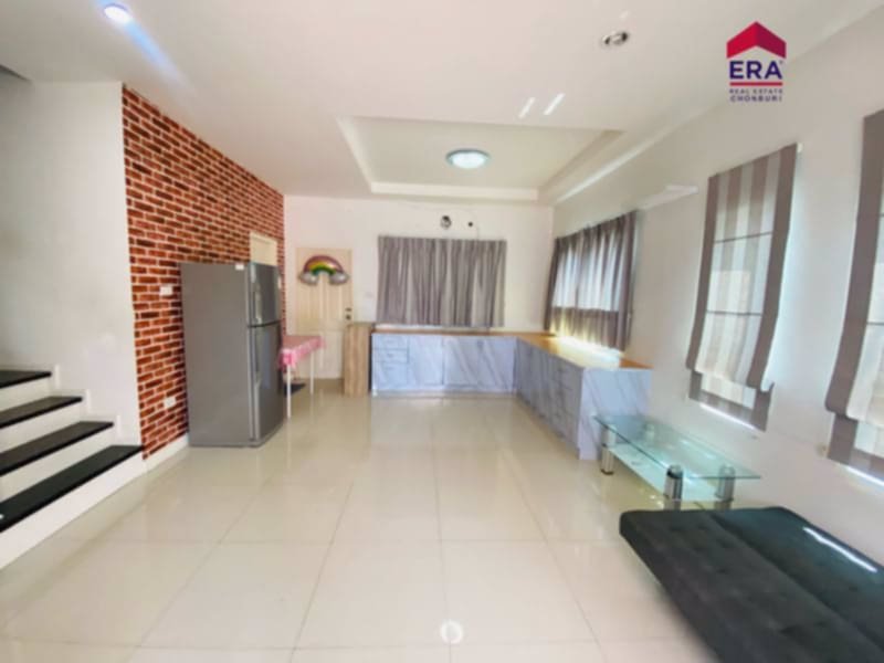 ขายทาวน์เฮ้าส์เดียว2ชั้นหมู่บ้านฟ้าบุรินทร์อัลลายน์บ่อวิน