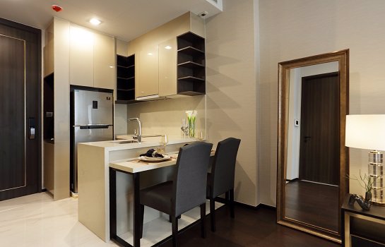 พร้อมเข้าอยู่-คอนโดย่านใจกลางเมือง-laviq57-บนถนนเศรษฐกิจ-สุขุมวิท57-ใกล้รถไฟฟ้าเพียง-260-เมตร