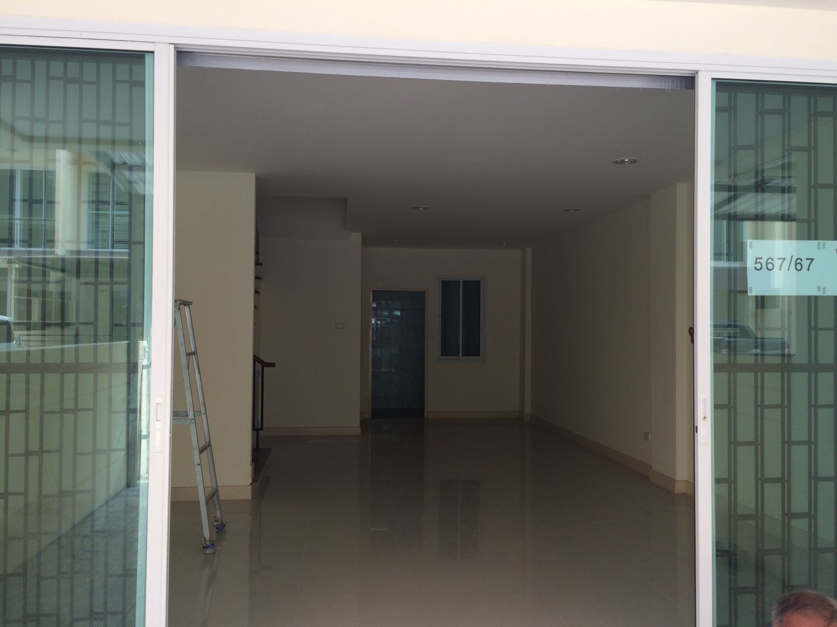 ให้เช่าทาวน์โฮม-4ชั้น-ติดถนนใหญ่-ขนาด-3นอน-4น้ำ-ใกล้the-paseoลาดกระบัง