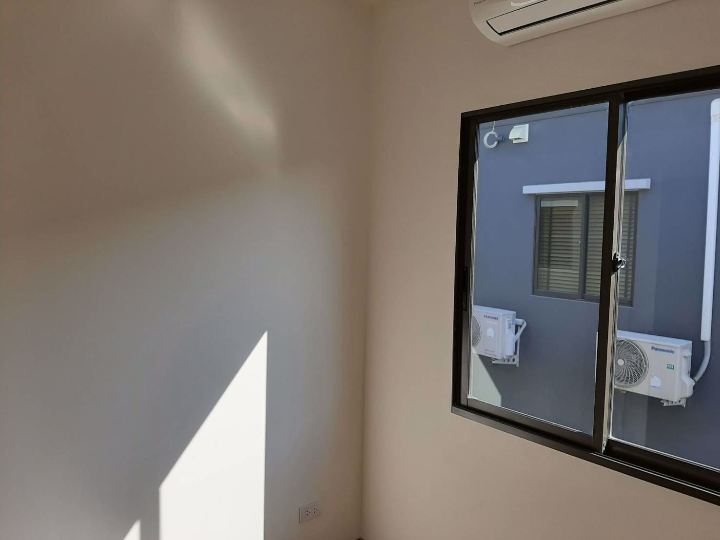 ให้เช่า-พลีโน-สุขมวิท-บางนา-กม7-pleno-ขนาด-3นอน-2น้ำ-บ้านใหม่พร้อมเฟอร์