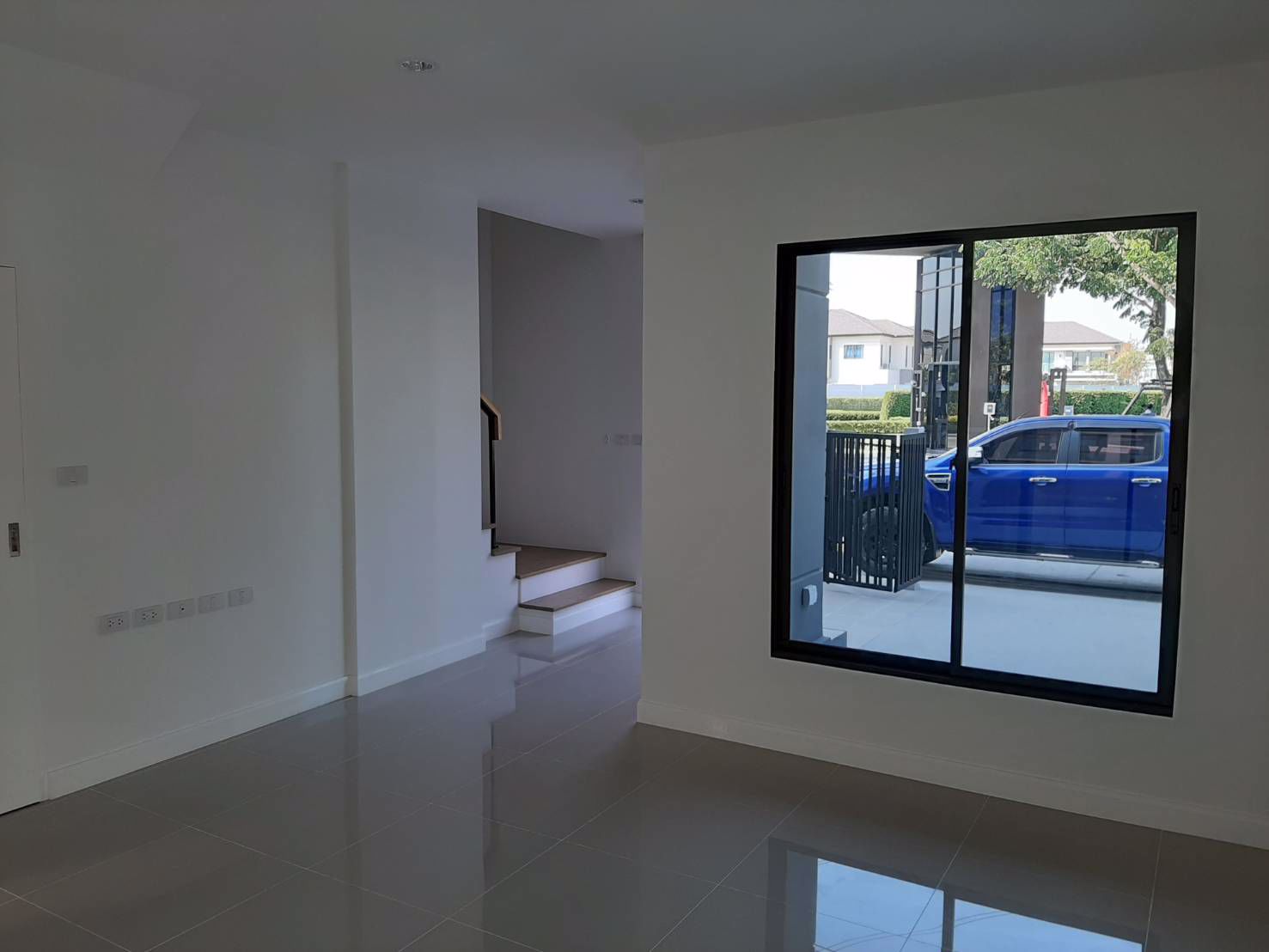 ให้เช่า-พลีโน-สุขมวิท-บางนา-กม7-pleno-ขนาด-3นอน-2น้ำ-บ้านใหม่พร้อมเฟอร์