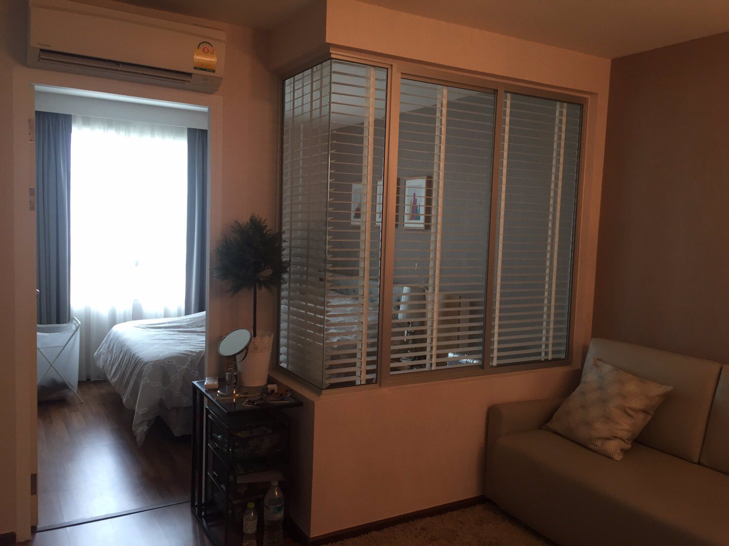 ขายด่วน-ยู-วิภา-ลาดพร้าว-ห้องใหม่พร้อมเฟอร์ครบ