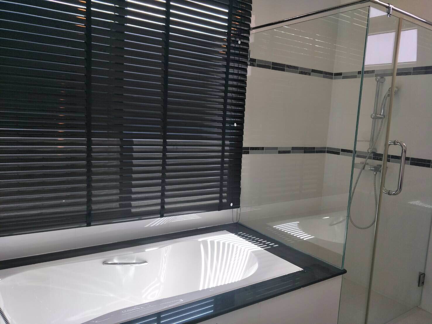 ให้เช่าบ้านเดี่ยวหลังมุมพร้อมเฟอร์ใกล้สสัมศรีราชา-j-park