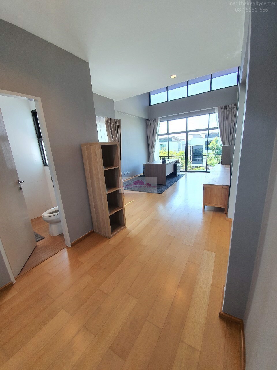 ให้เช่าบ้านเดี่ยว-3-ชั้นหลังมุม-ขนาด-4นอน-5น้ำ-1แม่บ้าน-ย่านเลียบทางด่วน-รามอินทรา