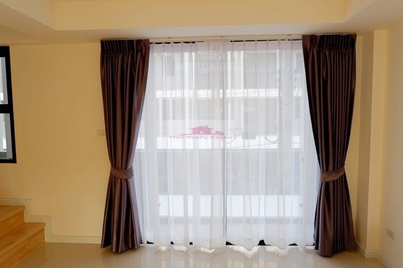 ให้เช่า-วาย-เรซิเดนท์-สุขุมวิท-113-y-residence-ทาวน์โฮม-35-ชั้น-บ้านใหม่ขนาด-4นอน-4น้ำ