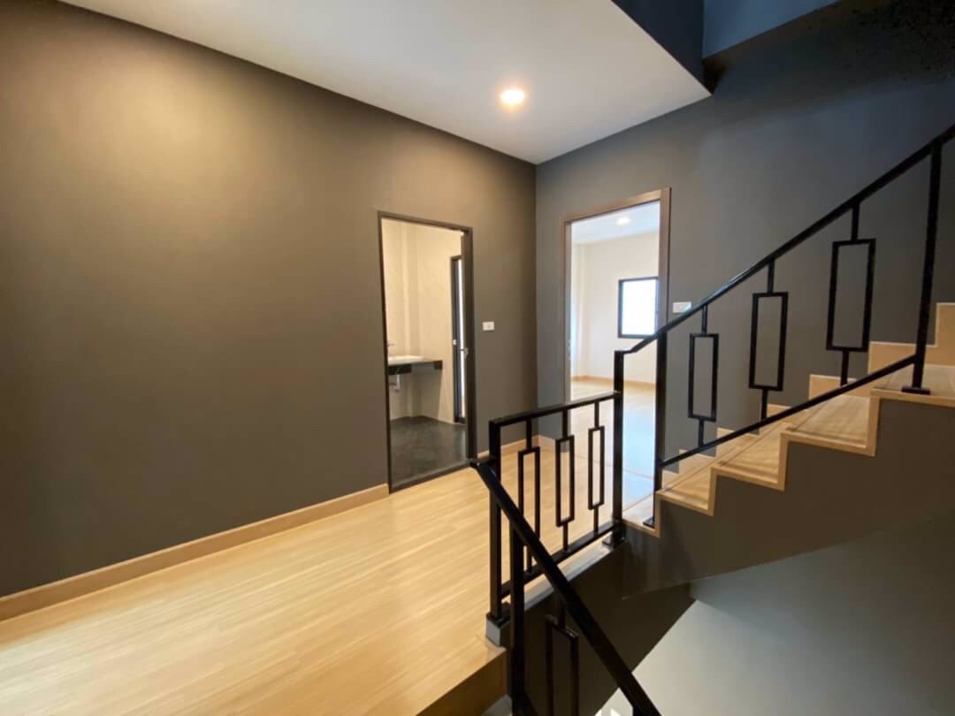 ขายทาวน์โฮม-3ช้น-ใกล้bts-อ่อนนุช-เนื้อที่-38ตรวบ้านใหม่-ขนาด-4นอน-5น้ำ