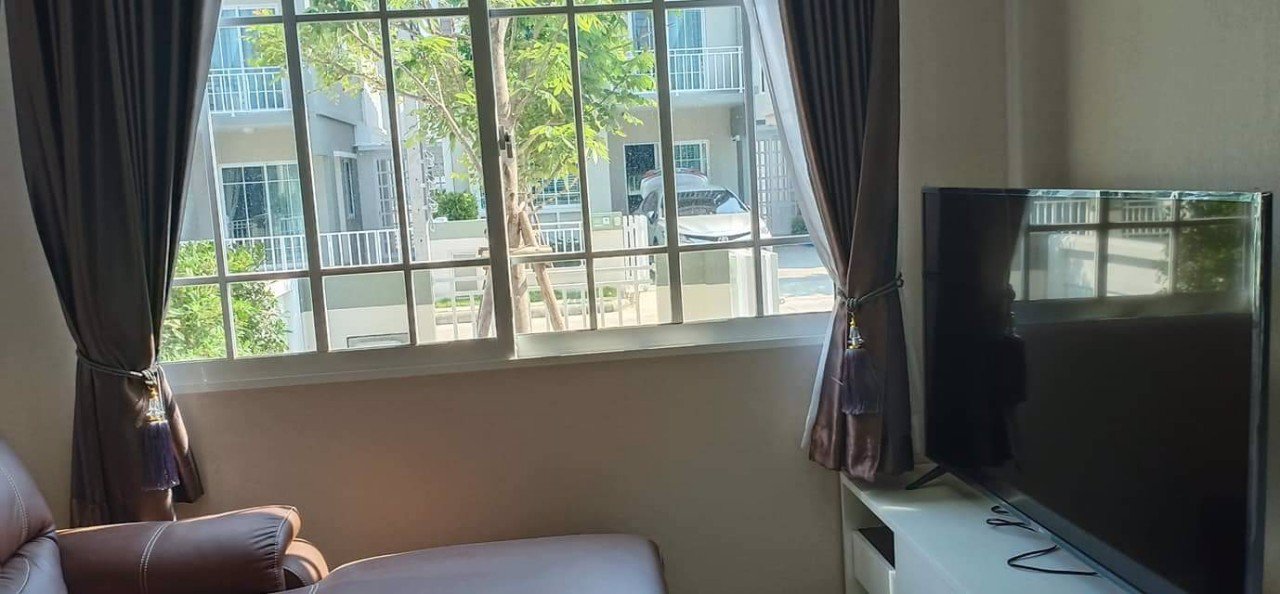 ให้เช่า-the-village-3-บางนา-กม10บ้านแฝดสไตล์บ้านเดี่ยว-พร้อมเข้าอยู่