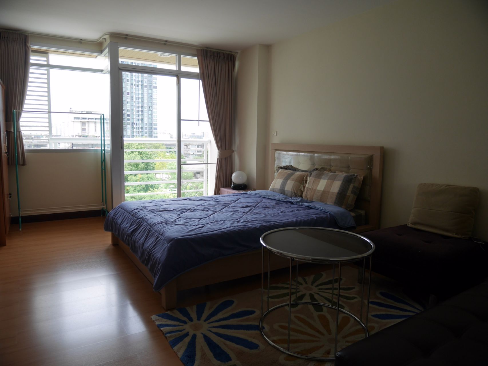 ขายคอนโด-พร้อมเฟอร์นิเจอร์และ-เครื่องใช้ไฟฟ้า-พร้อมเข้าอยู่