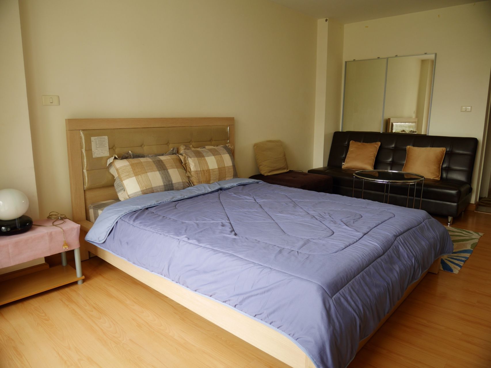 ขายคอนโด-พร้อมเฟอร์นิเจอร์และ-เครื่องใช้ไฟฟ้า-พร้อมเข้าอยู่