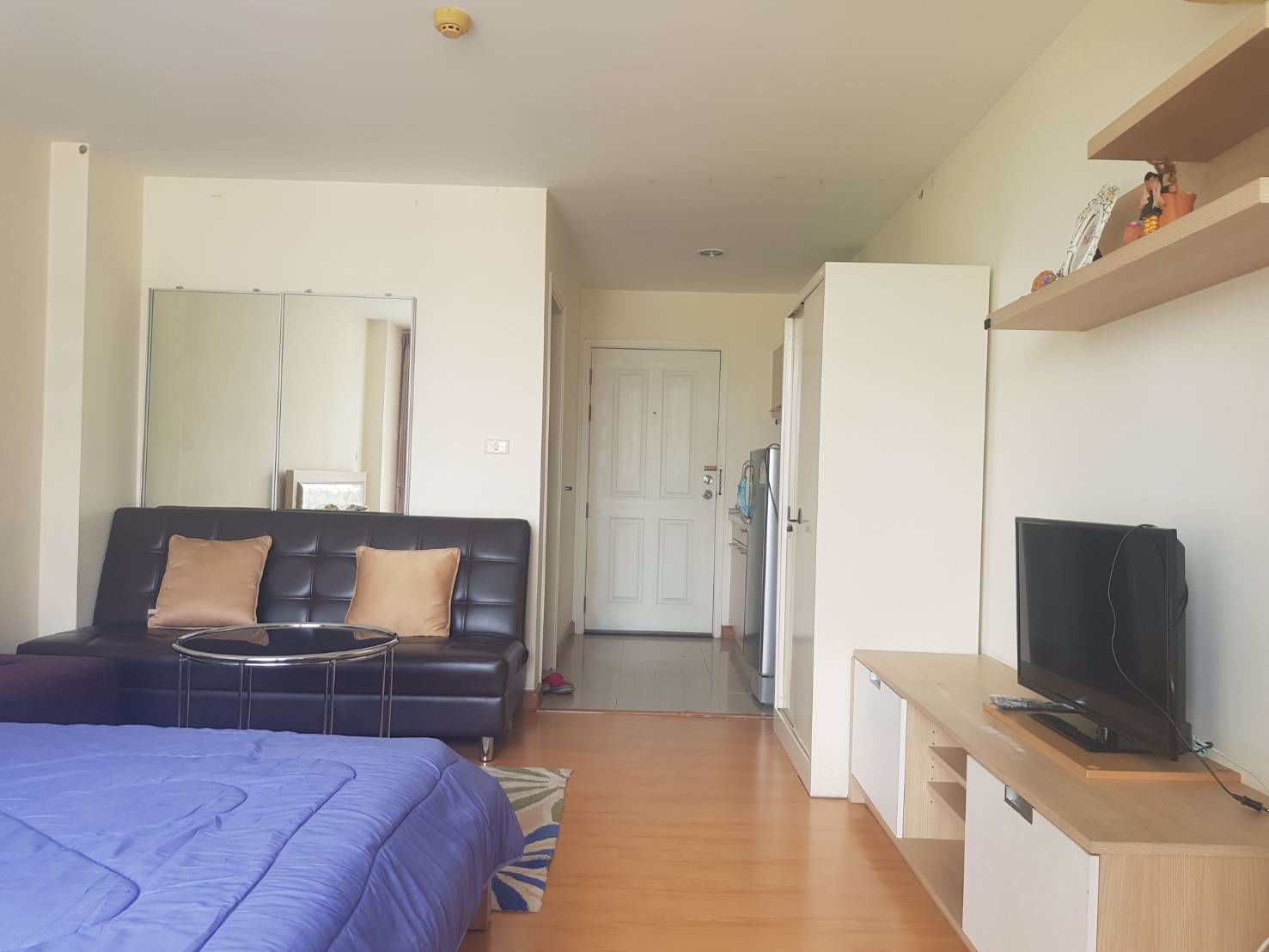 ขายคอนโด-พร้อมเฟอร์นิเจอร์และ-เครื่องใช้ไฟฟ้า-พร้อมเข้าอยู่