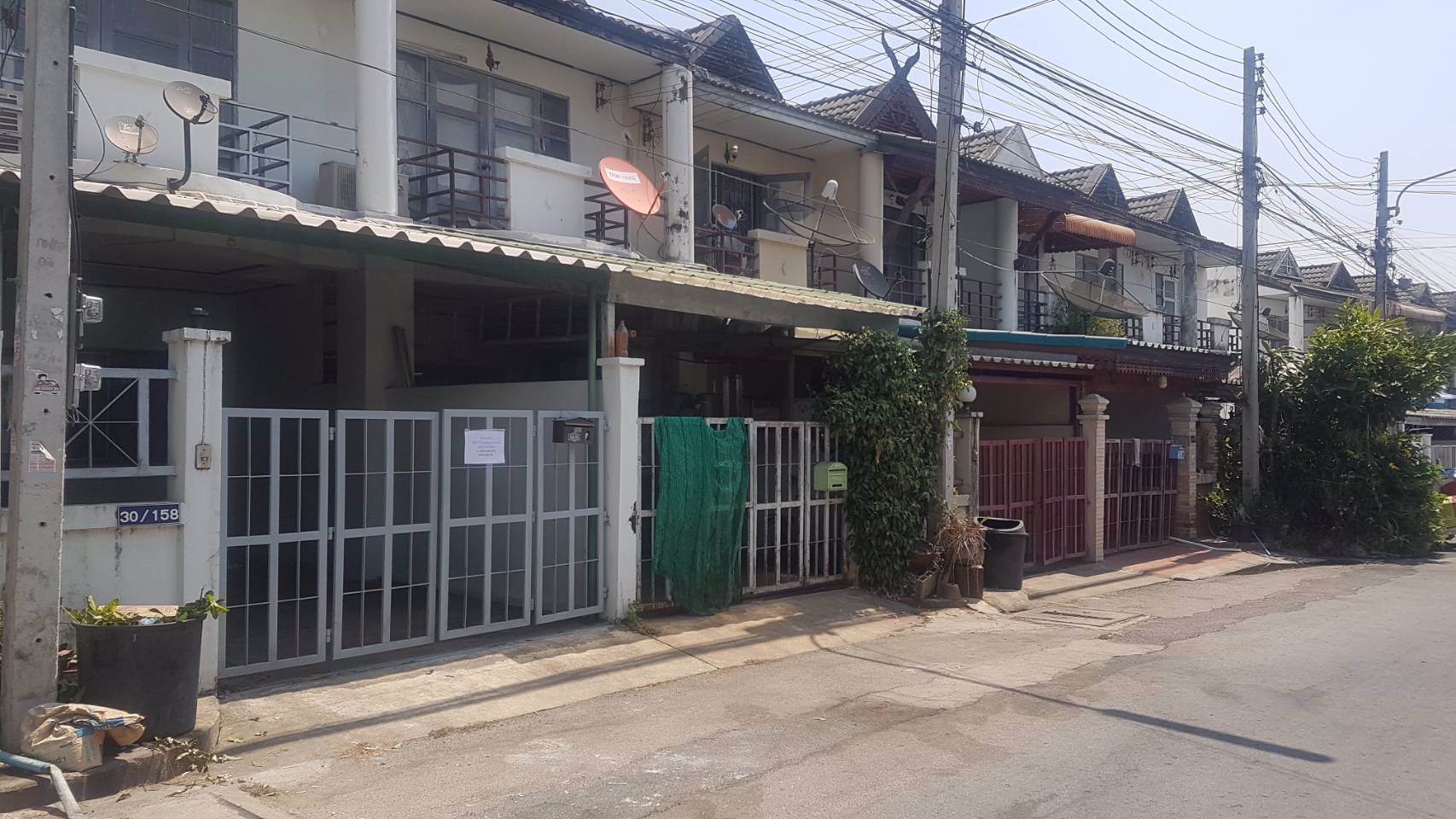 ให้เช่าทาวน์เฮ้าส์ในกาญจนบุรี-หมู่บ้านพฤกษากาญจน์2-ตรงข้ามวิทยาลัยเทคนิคกาญจนบุรี