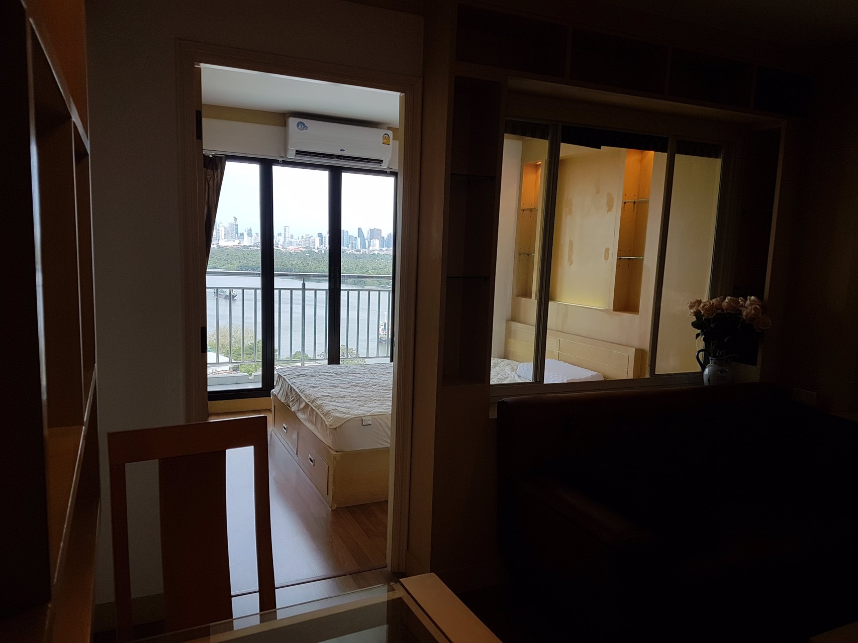 คอนโดริเวอร์วิว-โค้งน้ำเจ้าพระยาพระรามสามให้เช่า