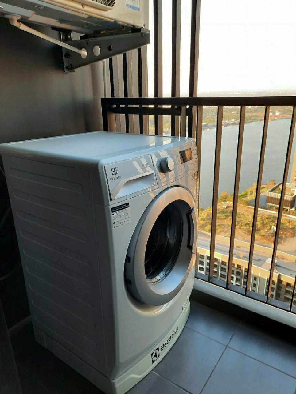 ให้เช่าคอนโด-the-politan-rive-ห้องวิวแม่น้ำ-พร้อมอยู่-ขนาด-30-ตรม-รับเช่าระยะสั้น-และยาว-