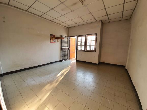 ให้เช่าทาวน์เฮ้าส์-2-ชั้น-หมู่บ้านร่มโพธิ์-2-เทพารักษ์-สมุทรปราการ