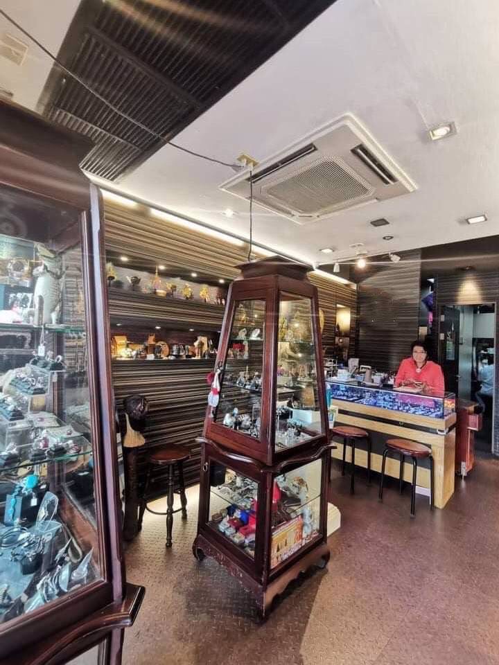 ขายตึกแถว-2-ชั้น-10-ตรวา-ย่านข้าวสาร-ใจกลางแหล่งรวมสถานบันเทิงยามค่ำคืน