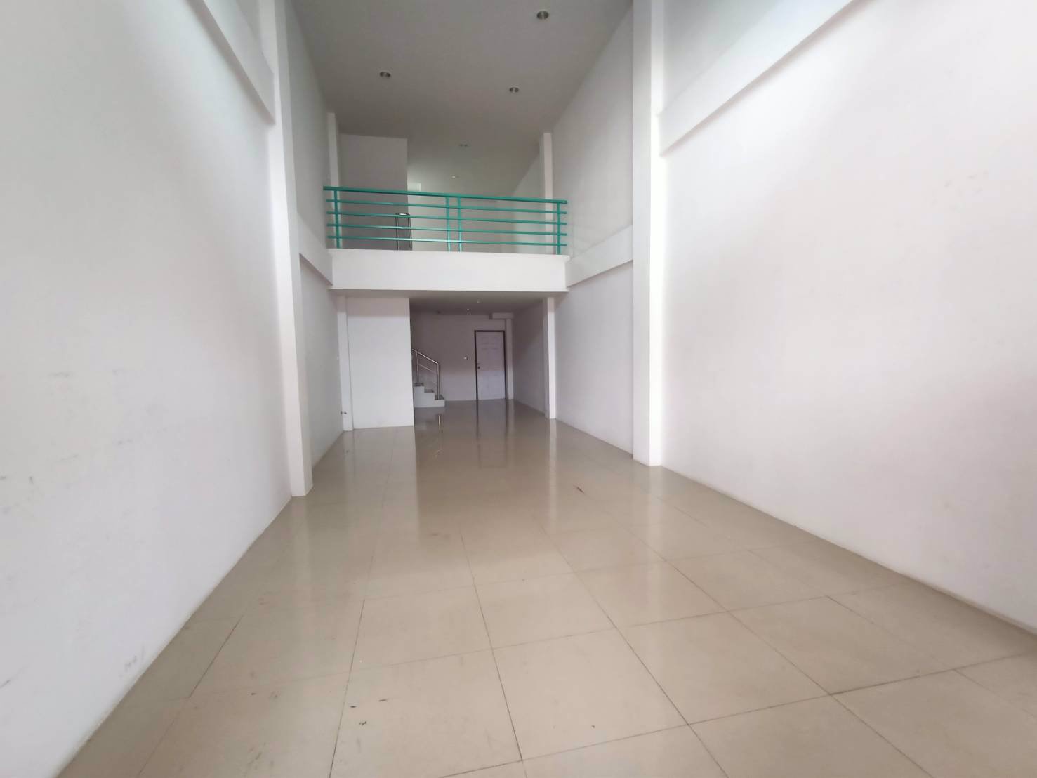 ขาย-ให้เช่า-อาคารพาณิชย์-3-ชั้นครึ่ง-ติดถนนสวนหลวง