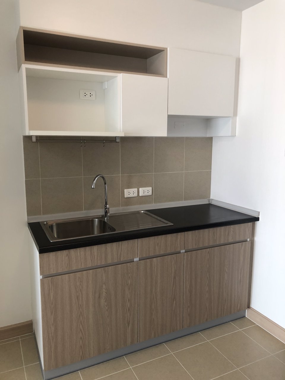 เจ้าของปล่อยเอง-ขาย-ให้เช่า-supalai-veranda-rama9-ติดถนนพระราม9-ชั้น30-30-ตรม-วิวสระสวย