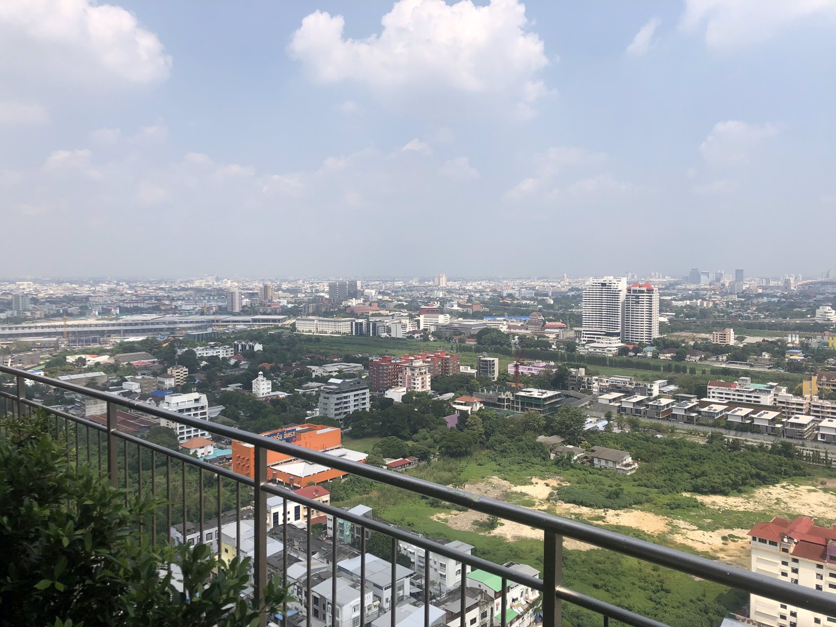 เจ้าของปล่อยเอง-ขาย-ให้เช่า-supalai-veranda-rama9-ติดถนนพระราม9-ชั้น30-30-ตรม-วิวสระสวย