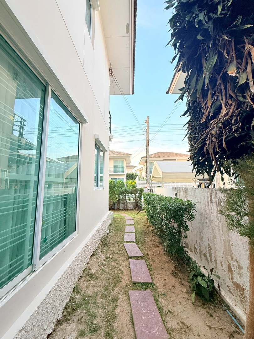 หมู่บ้านเดอะทรัสต์-the-trust-srinakarin-praksa-พร้อมอยู-3190000-บาท