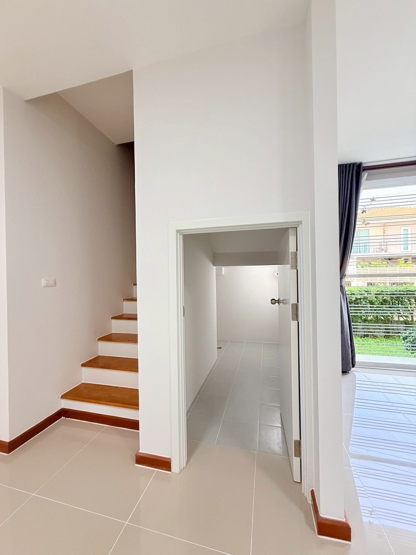 หมู่บ้านเดอะทรัสต์-the-trust-srinakarin-praksa-พร้อมอยู-3190000-บาท