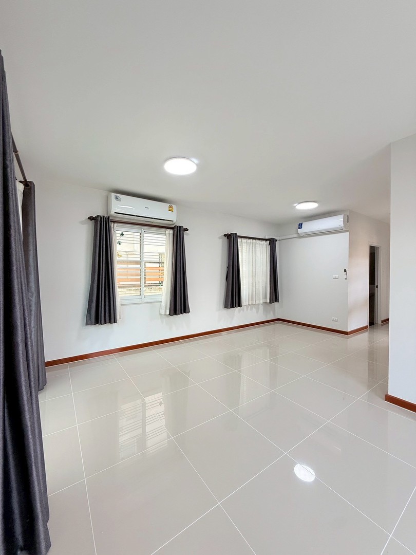 หมู่บ้านเดอะทรัสต์-the-trust-srinakarin-praksa-พร้อมอยู-3190000-บาท