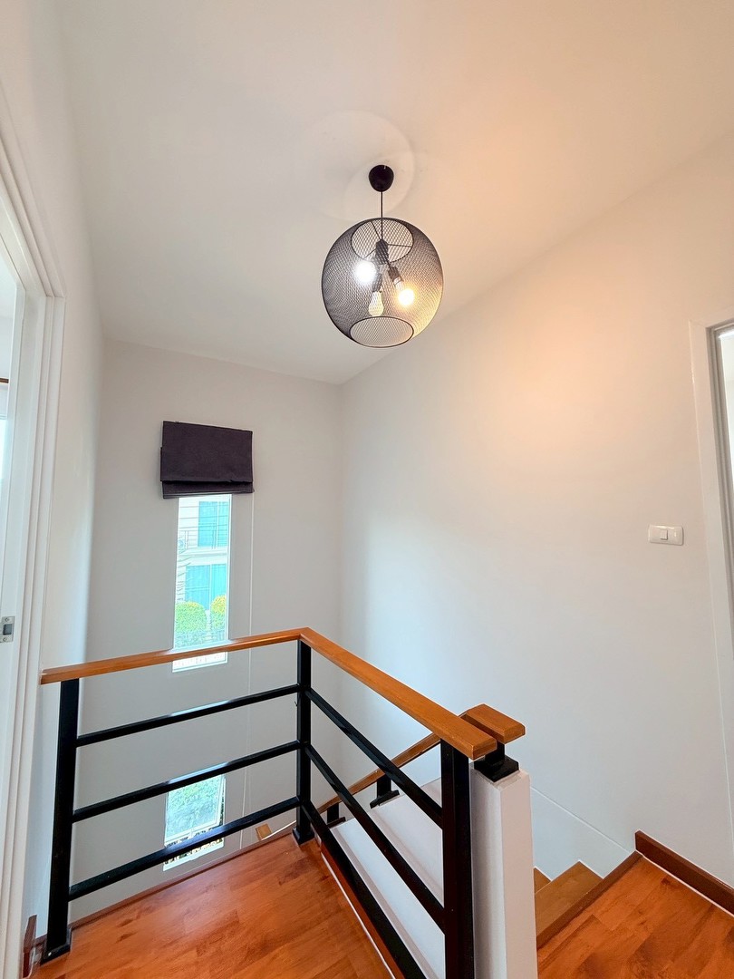 หมู่บ้านเดอะทรัสต์-the-trust-srinakarin-praksa-พร้อมอยู-3190000-บาท