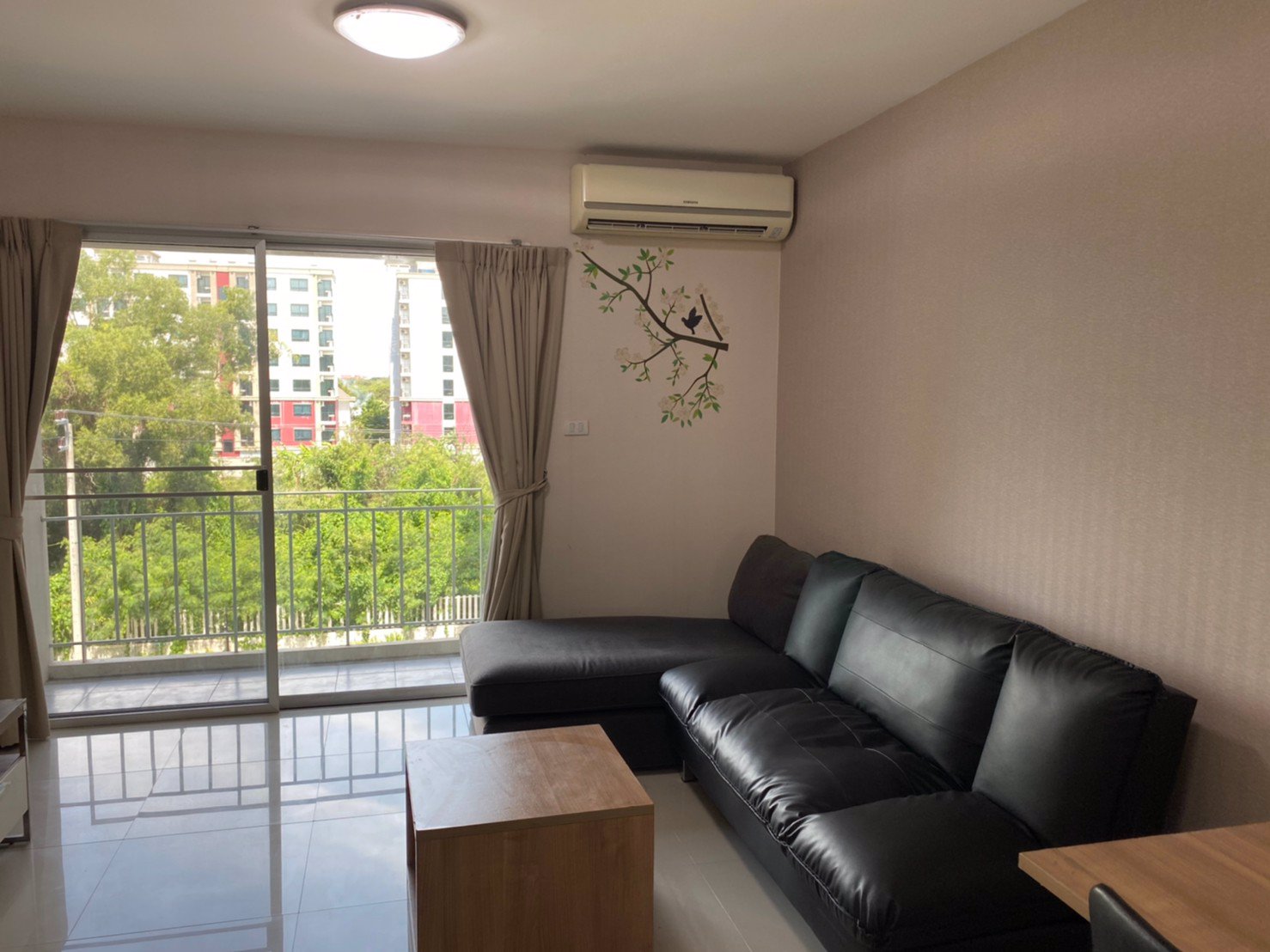 ขายคอนโดมิเนียม