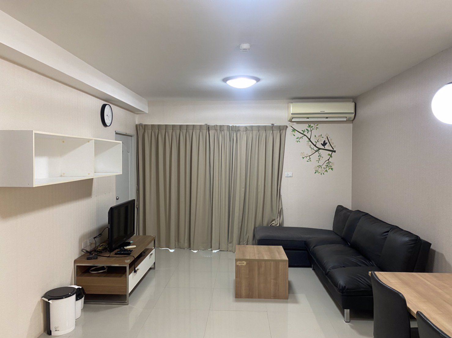 ขายคอนโดมิเนียม