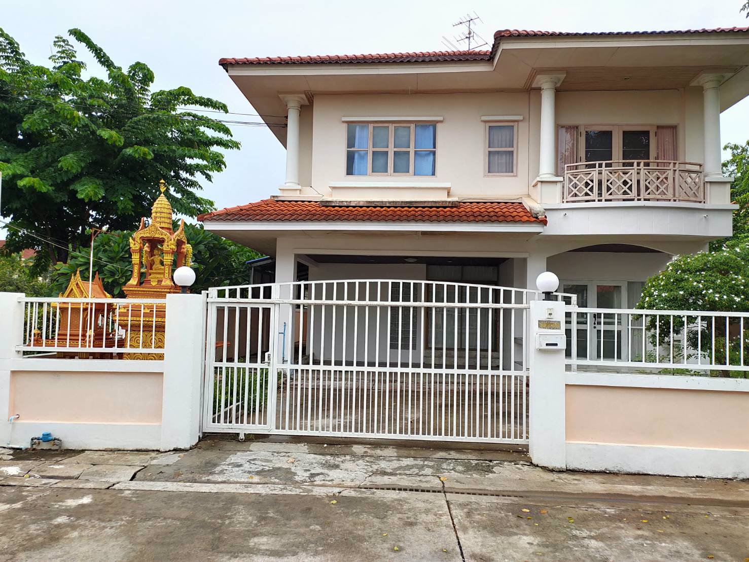 บ้านเช่าซอยวัดพระเงิน-หลังใหญ่-ราคาไม่แพง