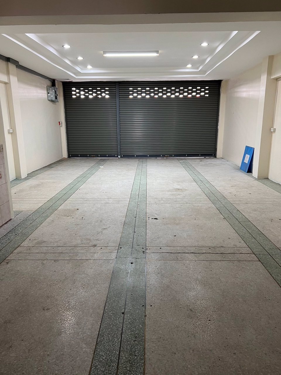 ขาย-อาคารพาณิชย์-5-ชั้น-ติดถนนสายไหม-ทำเลทอง-ค้าขายดี-มีที่จอดรถ