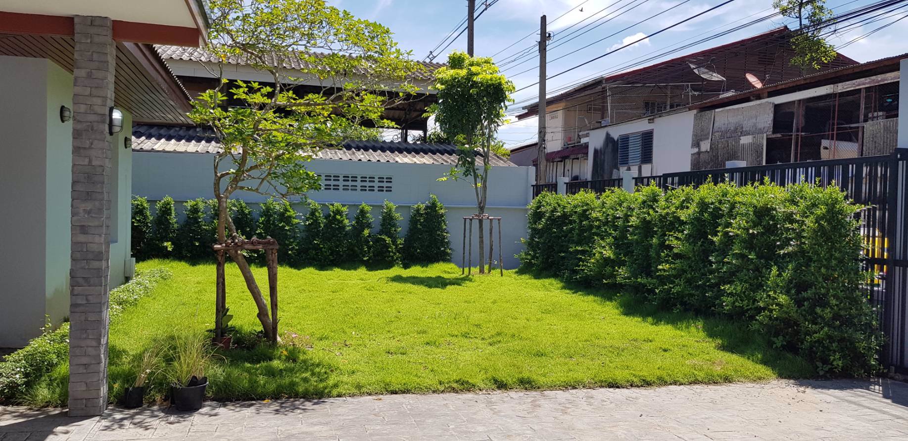 ขายบ้านเดี่ยว-เนื้อที่-99-ตารางวา-2-ชั้น-3-ห้องนอน-3-ห้องน้ำ-1-ครัว-ซอยจันทิมา-หมู่บ้านทิพย์นคร-รัชด