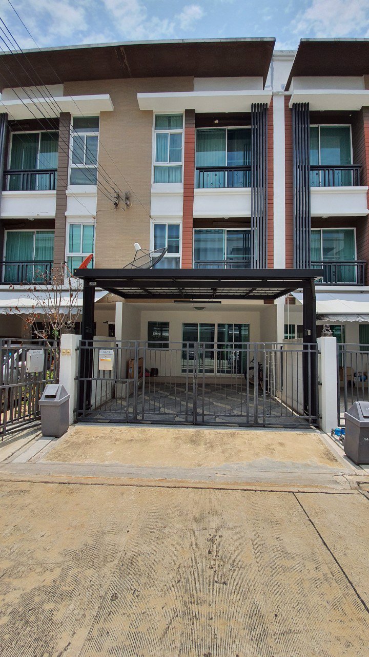 เจ้าของบ้านขายด่วน-ทาวน์โฮม-3-ชั้น-โชคชัย-4-มบบ้านกลางเมือง-โชคชัย-4-ซอย-50-ลาดพร้าว